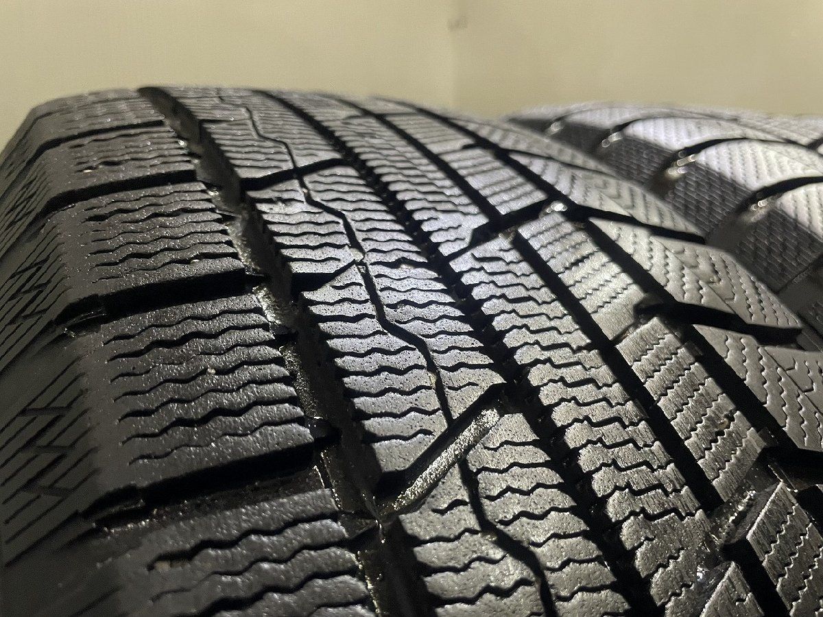走行短め TY TX 215/60R17 スタッドレス トヨタ 50系エスティマ 