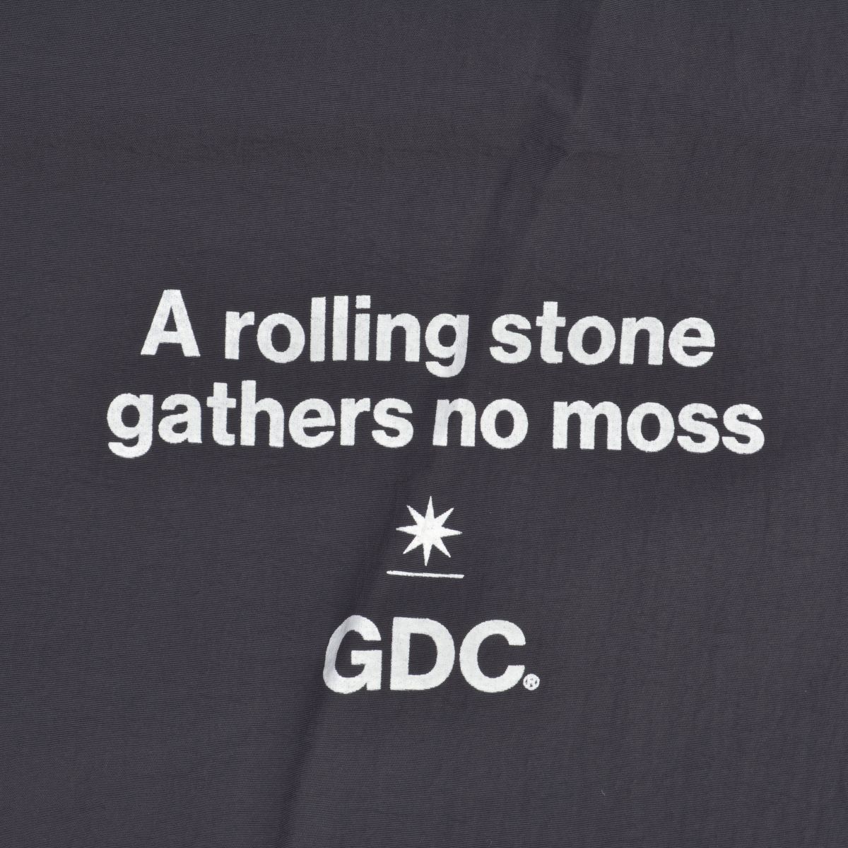 オンライン再販品　Mサイズ　GDC Weekend Setup チャコール GDC】GD0060 weekend setup セットアップ - メルカリ