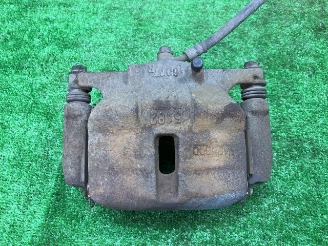 エクストレイル NT32 左フロントキャリパー 20X 4WD 5人 41011-4BA0A AX6
