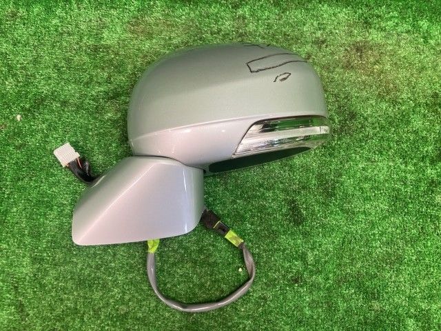 SAI AZK10 左サイドミラー・ドアミラー S 87940-75100-B0 1F7