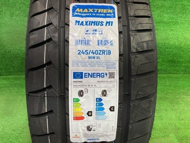 MAXTREKサマータイヤ245／40ZR19 98W超深溝 取付対象MAXTREK マックス
