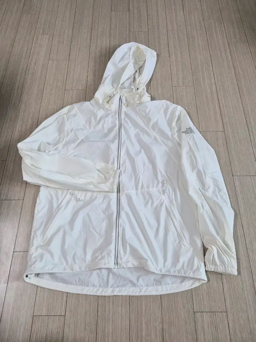 THE NORTH FACE ザノースフェイス 白 ウィンドブレーカー WHO フード ジャケット (100 105可能)
