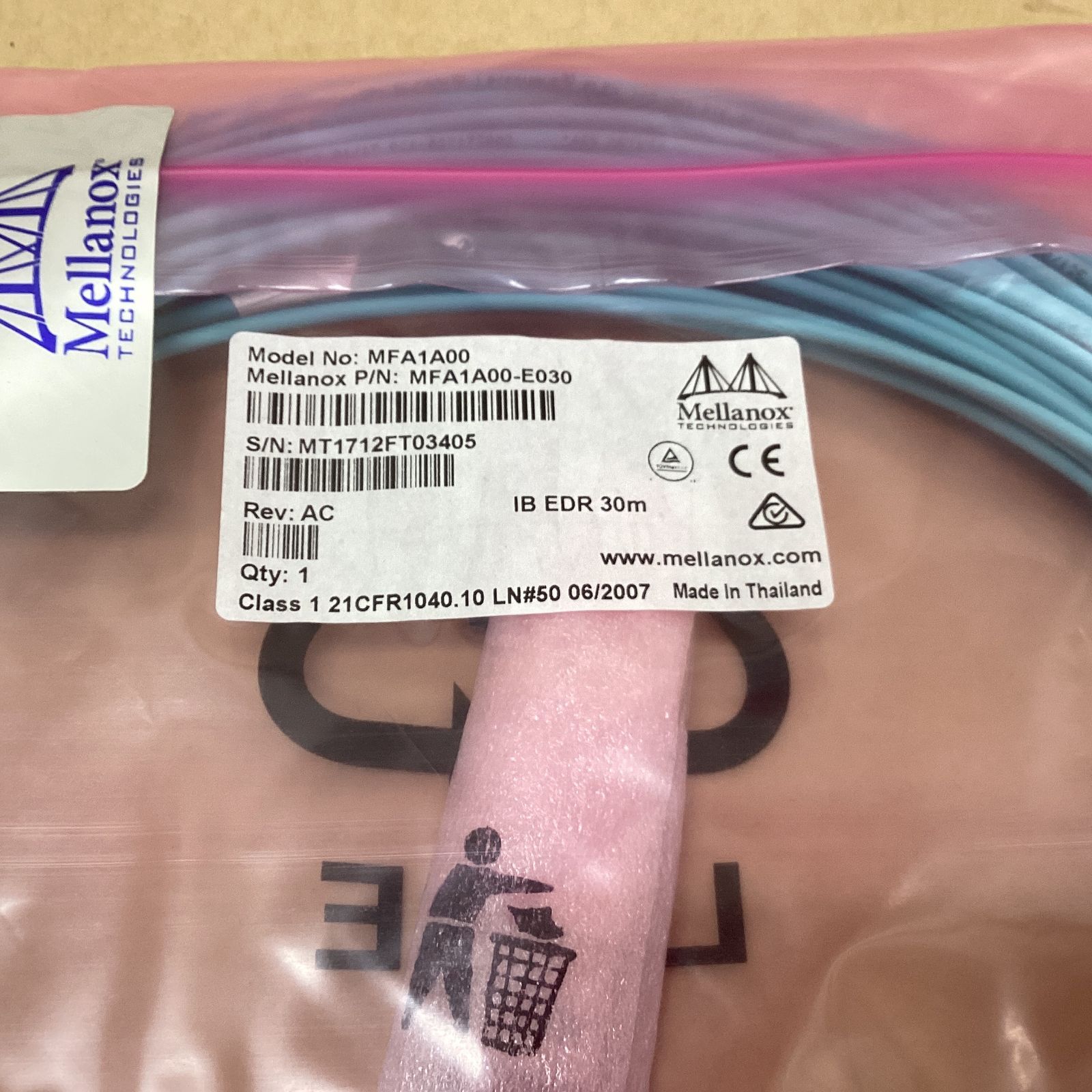 【新品】 【入荷11本】 Mellanox 光ケーブル MFA1A00-E030 QSFP28⇔QSFP28 AOC 30m 100G InfiniBand/100GbE対応 ※1本ごとの価格※ Mellanox 100G光ケーブル QSFP28 AOC 30m 新品 - メルカリ