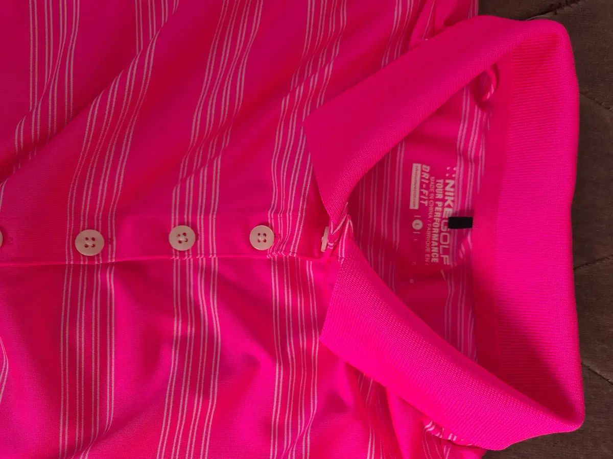 NIKE GOLF(ナイキゴルフ) レディース ストライプ 半袖 ポロTシャツ Lサイズ NIKE GOLF(ナイキゴルフ) レディース ストライプ 半袖 ポロTシャツ Lサイズ
