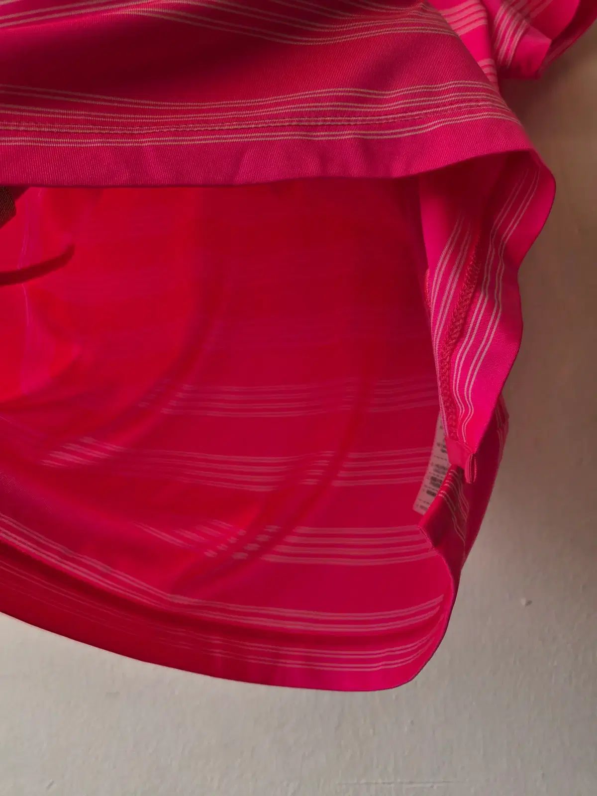NIKE GOLF(ナイキゴルフ) レディース ストライプ 半袖 ポロTシャツ Lサイズ NIKE GOLF(ナイキゴルフ) レディース ストライプ 半袖 ポロTシャツ Lサイズ
