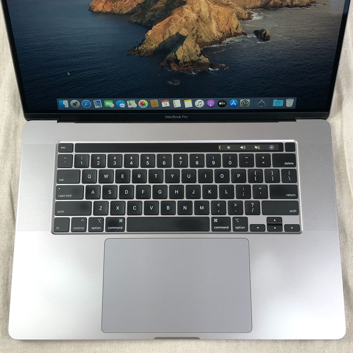 ジャンク】MacBook Pro 16