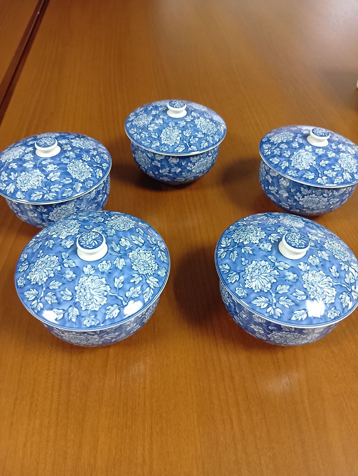 染牡丹蓋付きお茶碗(木)5客セット たち吉