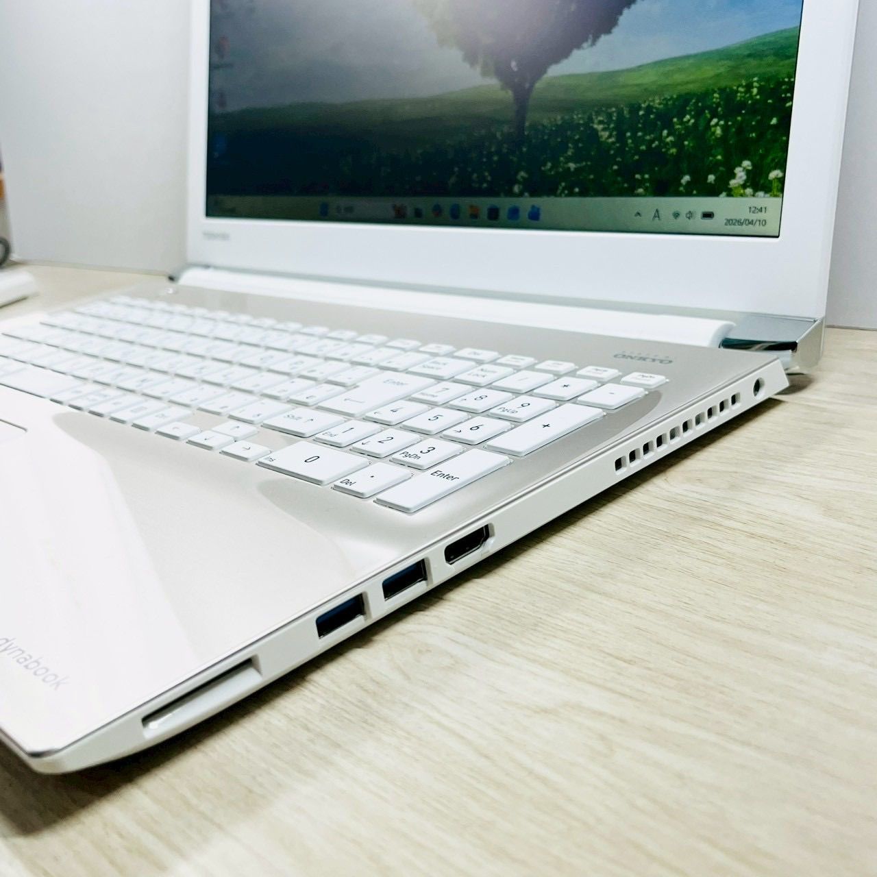 おすすめ✨ Win11 SSD256GB ノートパソコン テンキー カメラ 東芝 