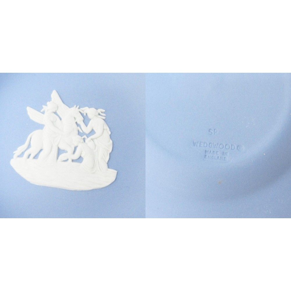 ウェッジウッド ジャスパー　2011 イヤープレート　うさぎ ウェッジウッド WEDGWOOD ジャスパー 2011 イヤープレート ラビット