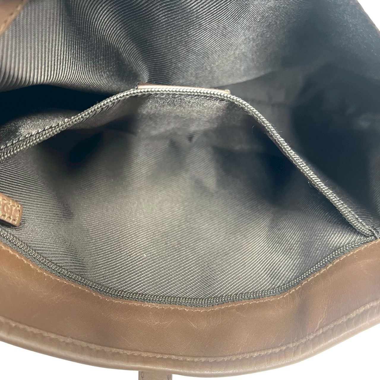 極 美品 GUCCI グッチ ジャッキー 金具 GG キャンバス レザー 本革 