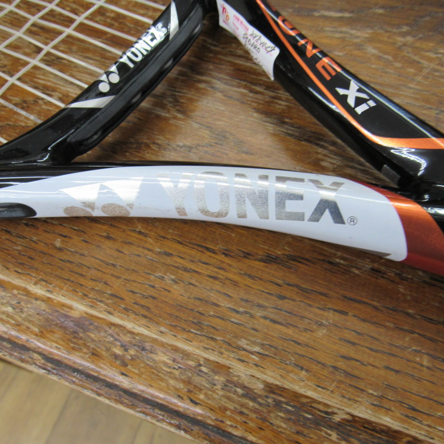 【美品】YONEXヨネックス EZONE100 45-60LBS G2 ラケット YONEX EZONE Xi 100 2本セット G2 45-60LBS テニスラケット 中古