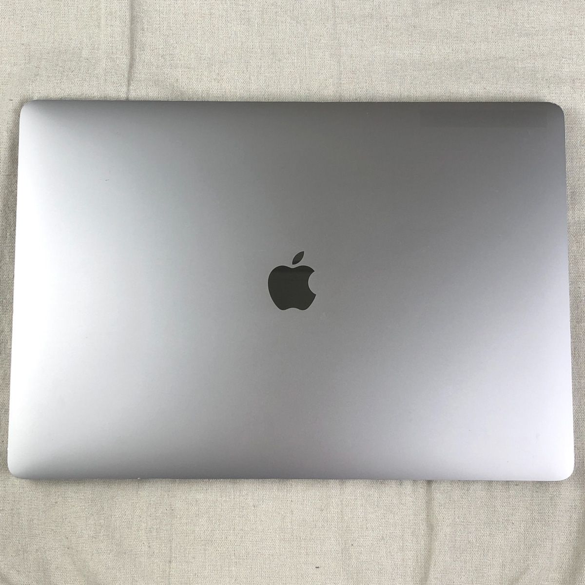 ジャンク MacBook Pro 16