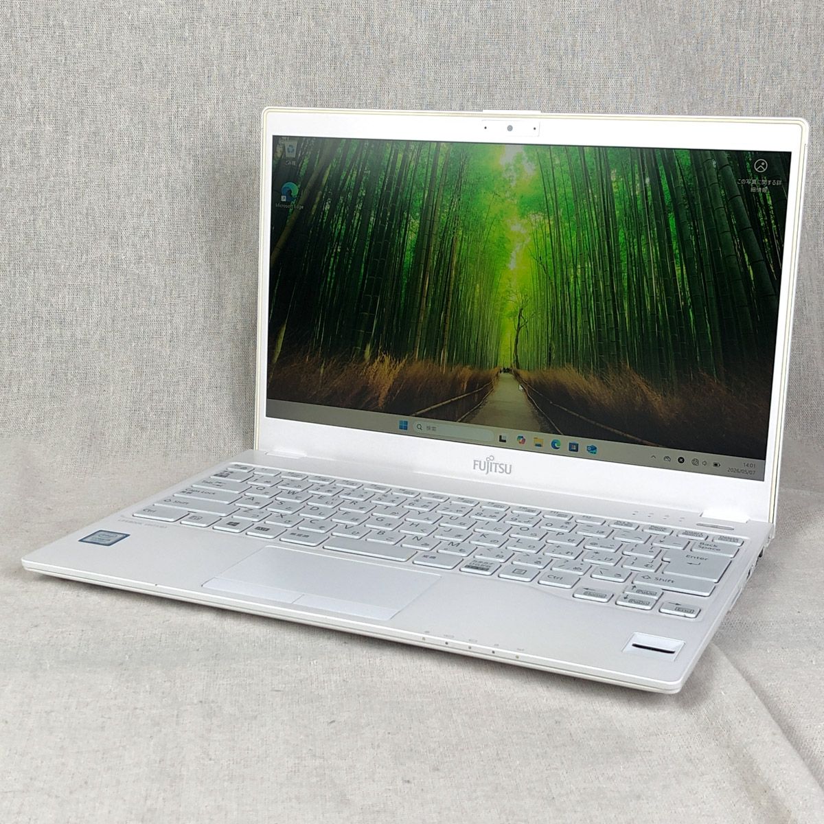 ジャンク FUJITSU LIFEBOOK UH75/B3 i5 8GB 256GB - メルカリ