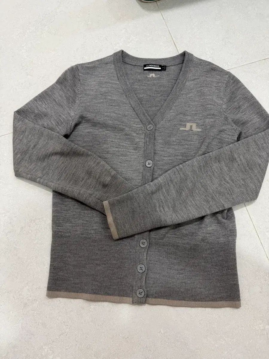 J.LINDEBERG(J.リンドバーグ) レディース カーディガン S の商品写真
