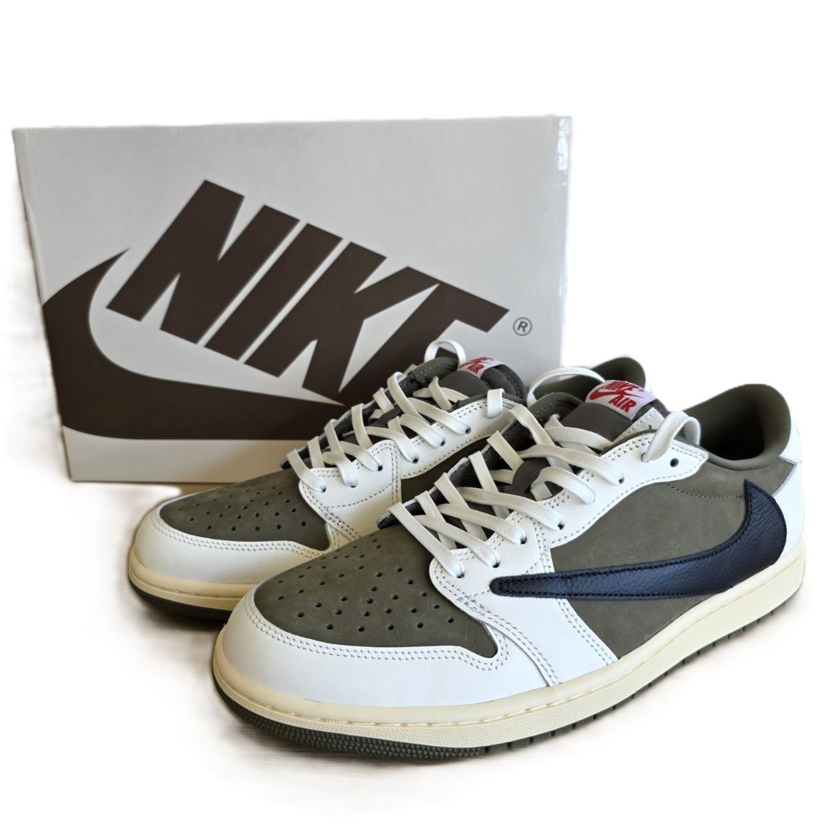 NIKE ナイキ エアジョーダン 1 ロー AIR JORDAN 1 トラビス・スコット 