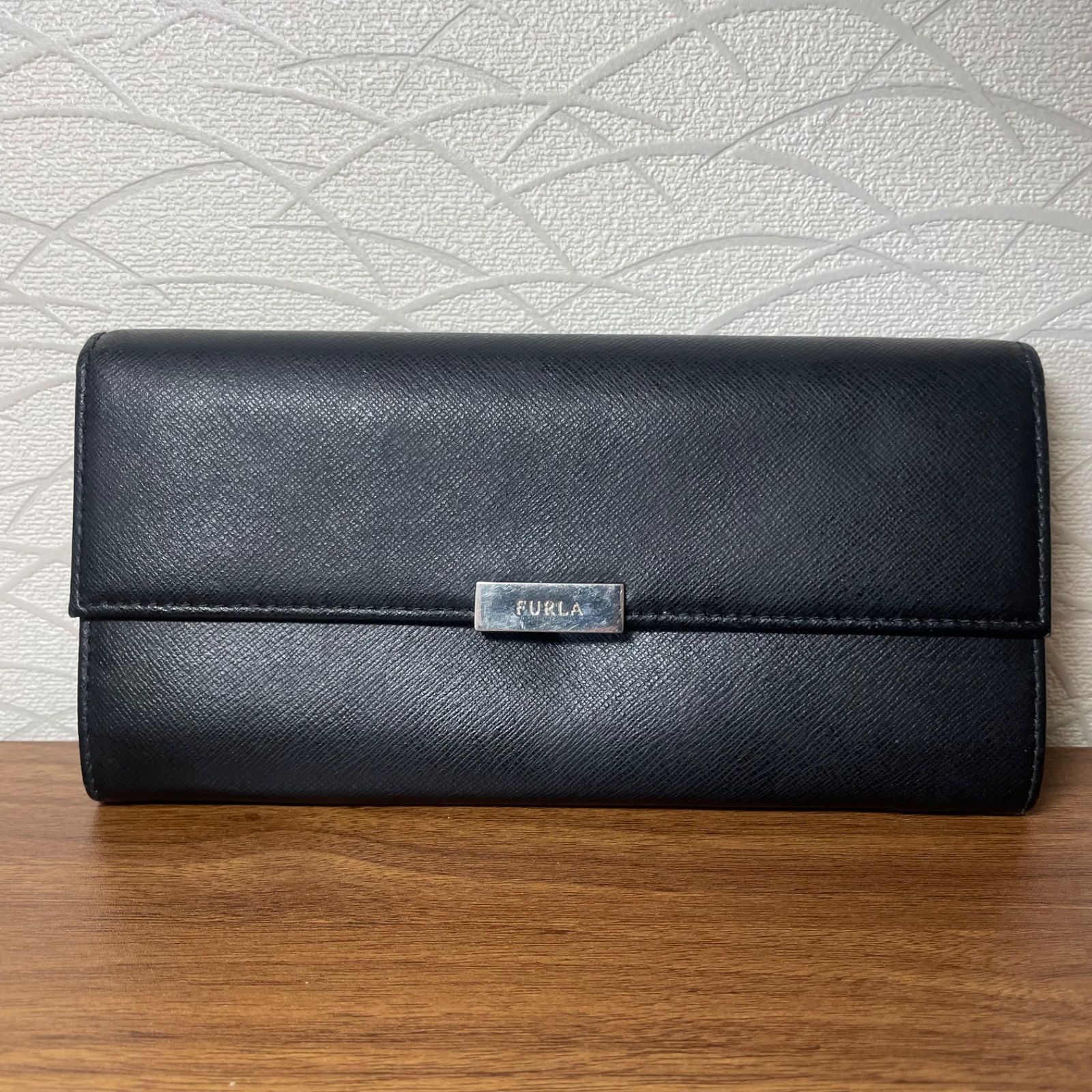 [新品未使用] フルラ FULRA 長財布 ブラック FURLA（フルラ） 並行輸入 長財布(ラウンドファスナー) ムーン WP00161