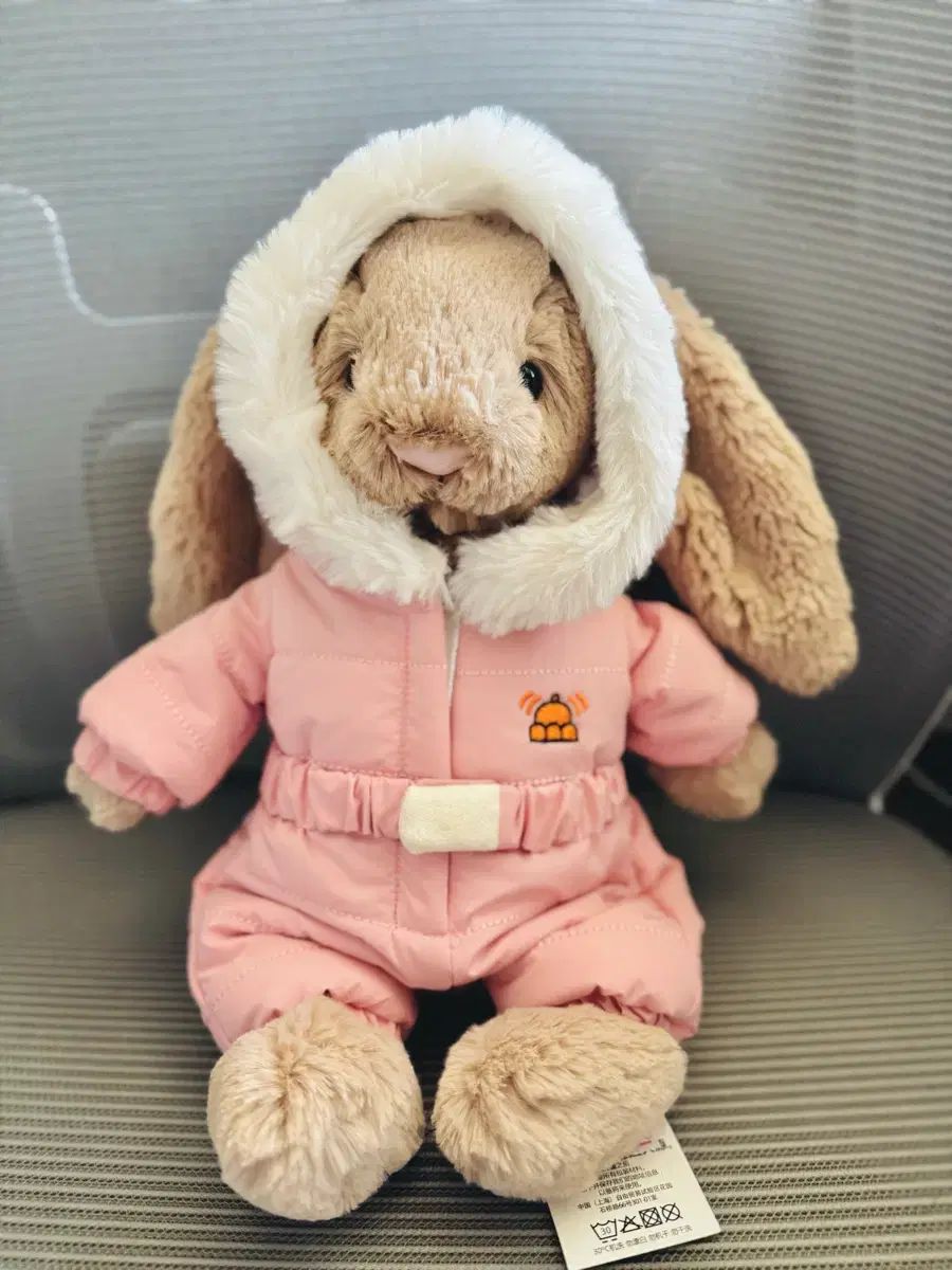 JELLYCAT（ジェリーキャット） Bashful Blush Bunny Medium