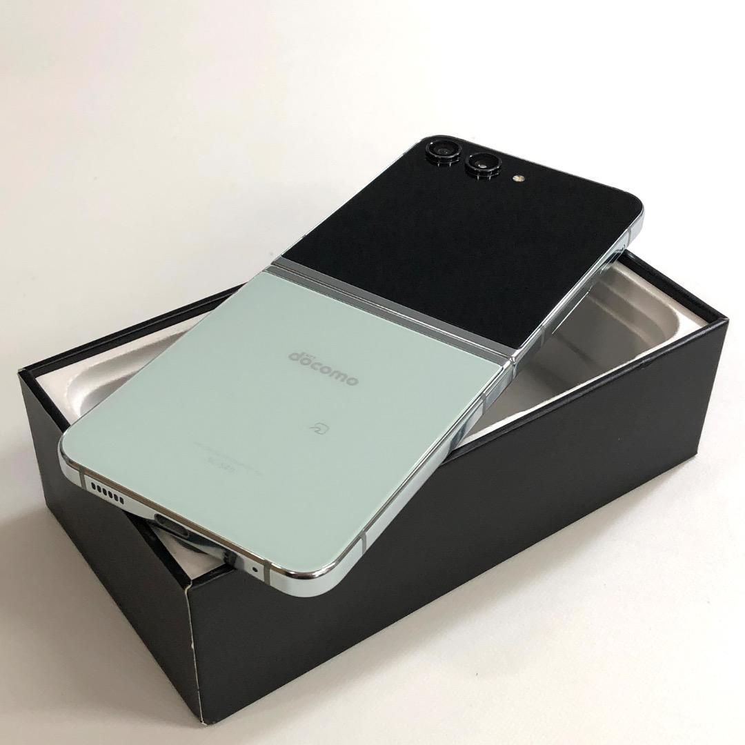 美品】Galaxy Z Flip5 256GB SIMフリー SC-54D - メルカリ