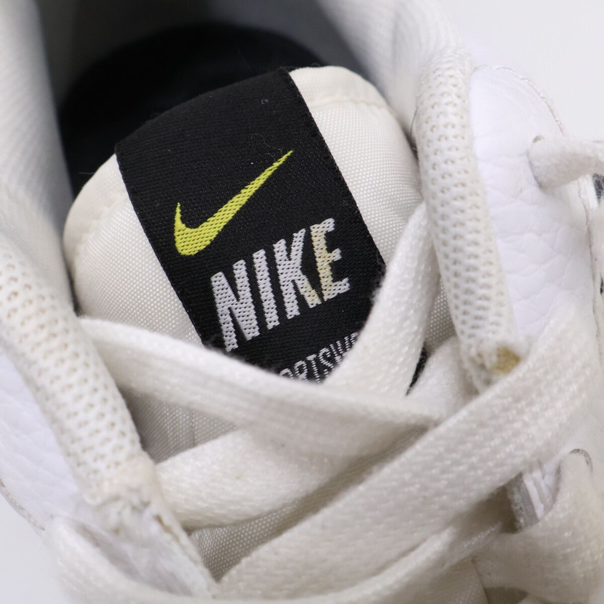 NIKE ナイキ AJ7747-100 AIR FORCE 1 07 LV8 UTILITY スニーカー 26cm 