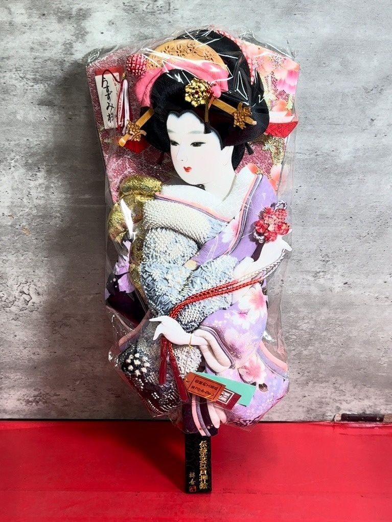 未使用　伝統江戸押絵　羽子板　18号　ぼかしかのこ友禅　うすずみ桜　本付けかんざし　工芸品　箱付き　保管品