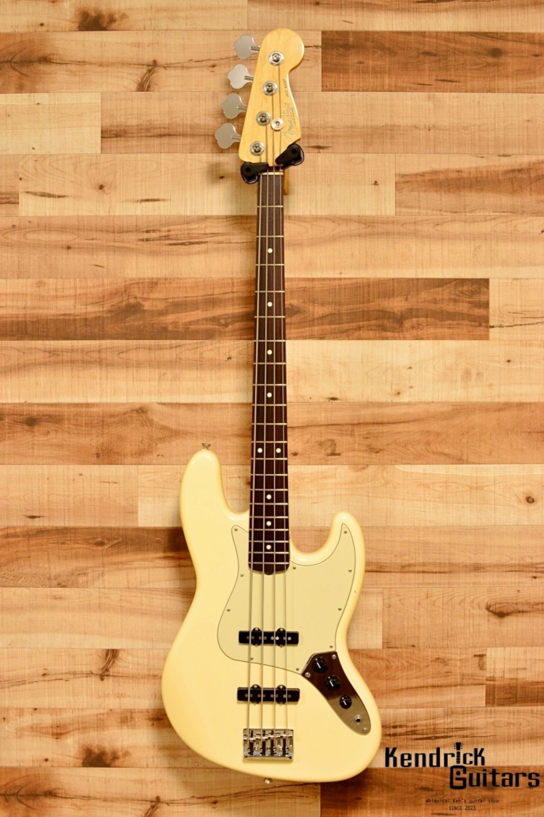 Fender 2018 American Professional Jazz Bass Olympic White ｗ/OHC