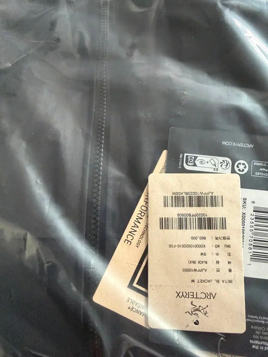 ARC'TERYX アークテリクス ベータ ジャケット w ブラック sm