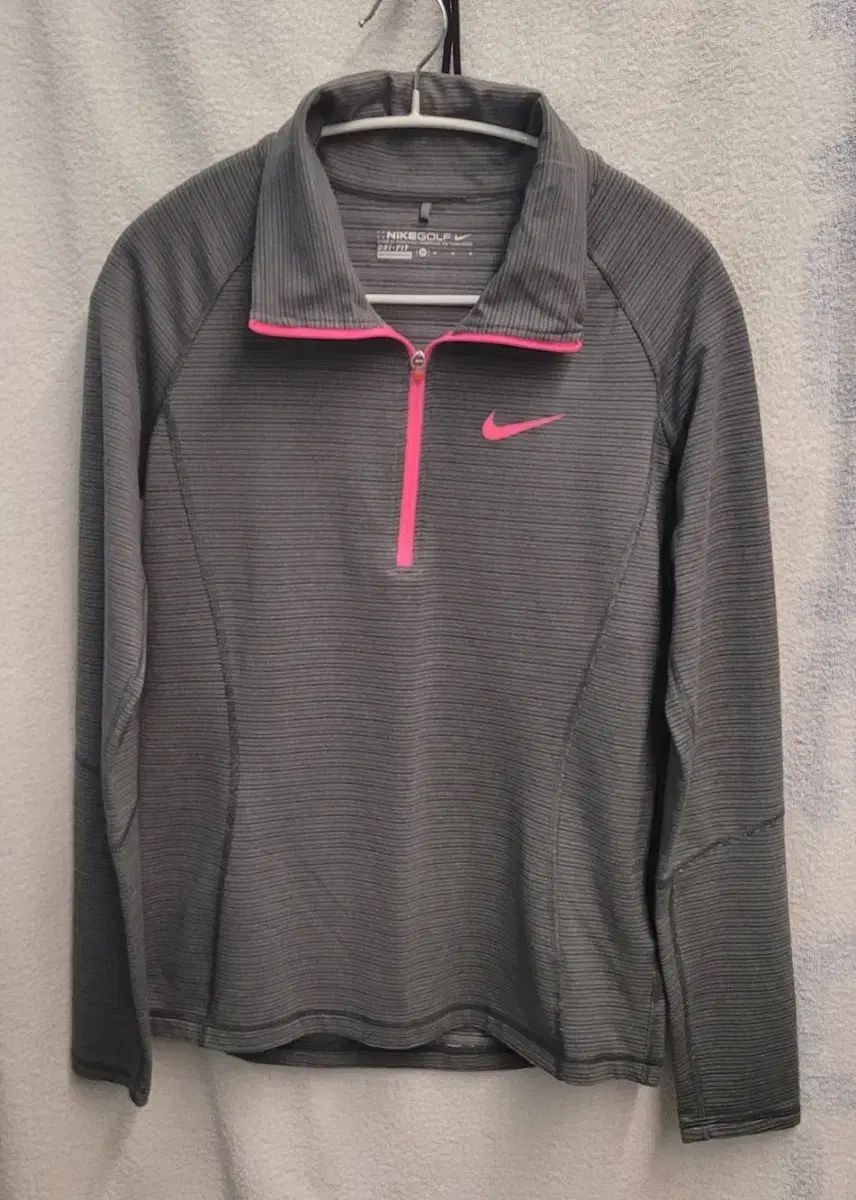 NIKE ゴルフ DRI-FIT 長袖 ピンク POINT