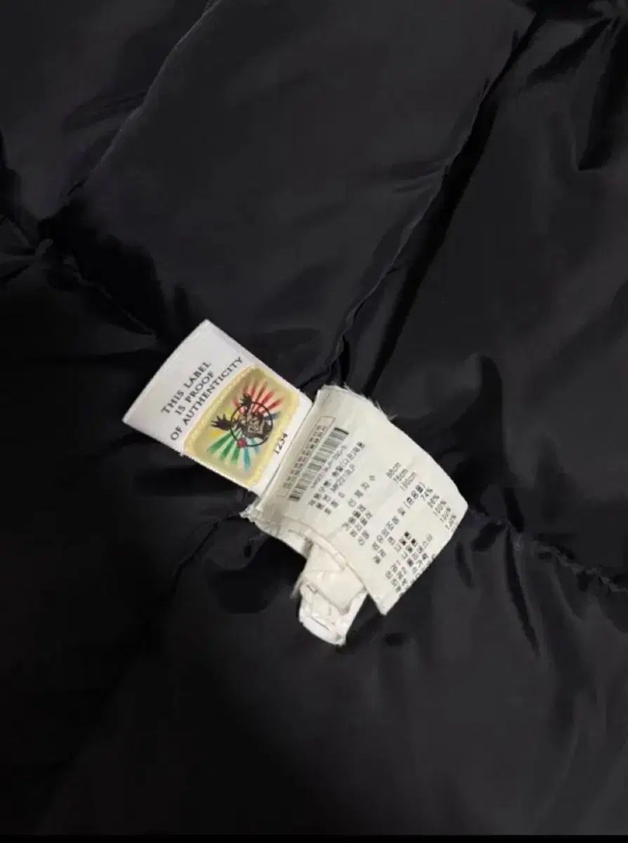 MOOSE KNUCKLES ムースナックルズ ゴールド ダウン 限定モデル MOOSE KNUCKLES ムースナックルズ ゴールド ダウン 限定モデル