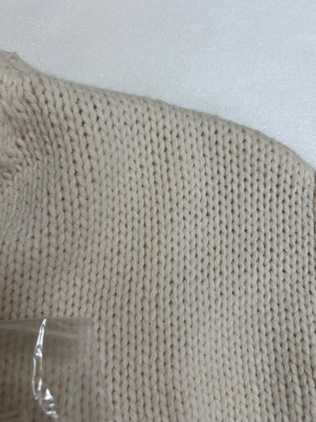 https://assets.mercari-shops-static.com/-/large/plain/2JR3hbLfPSNZv2BJHzMtLT.jpg@jpg