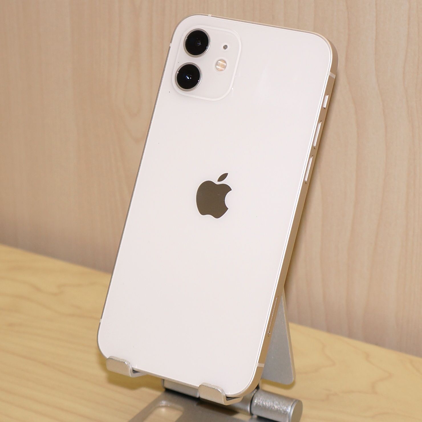 iPhone 12 64GB ホワイト SIMフリー 中古 - メルカリ