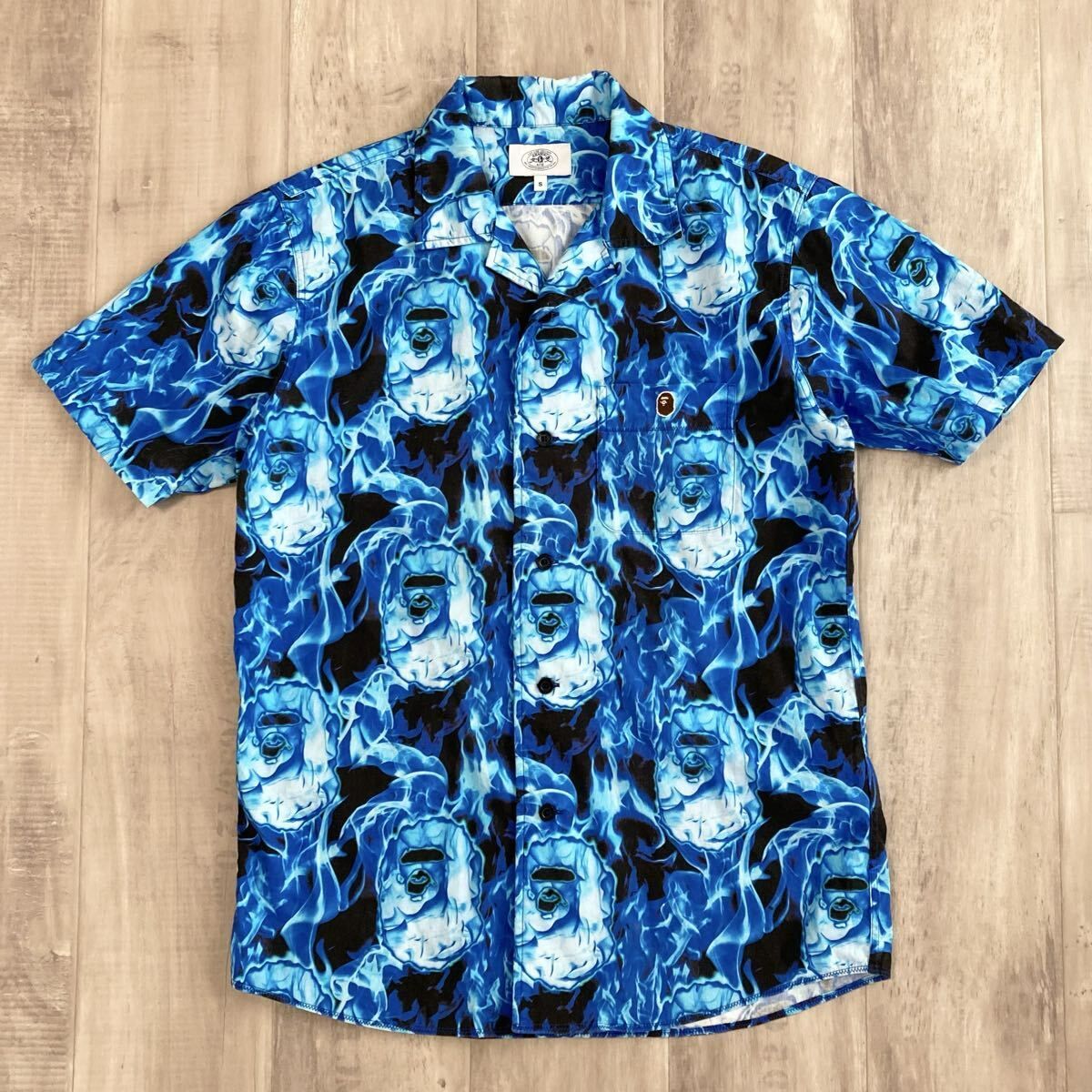 BAPE FLAME 半袖シャツ Sサイズ a bathing ape FIRE shirt エイプ ベイプ アベイシングエイプ y55
