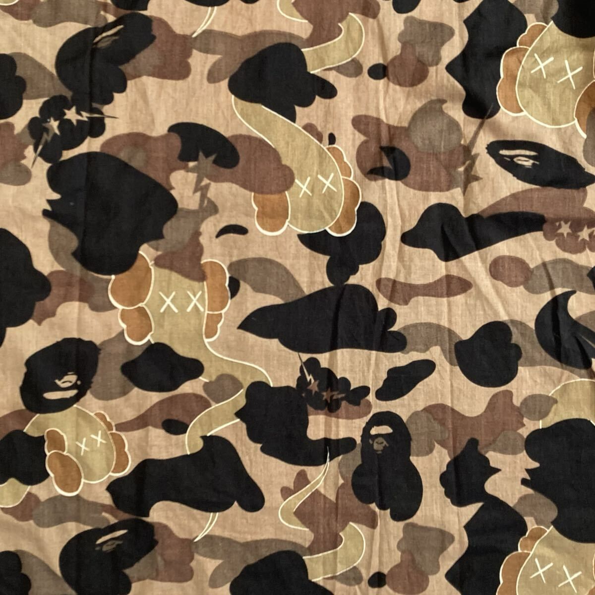 ☆激レア☆ KAWS Bendy 1st camo アロハシャツ Lサイズ a bathing ape