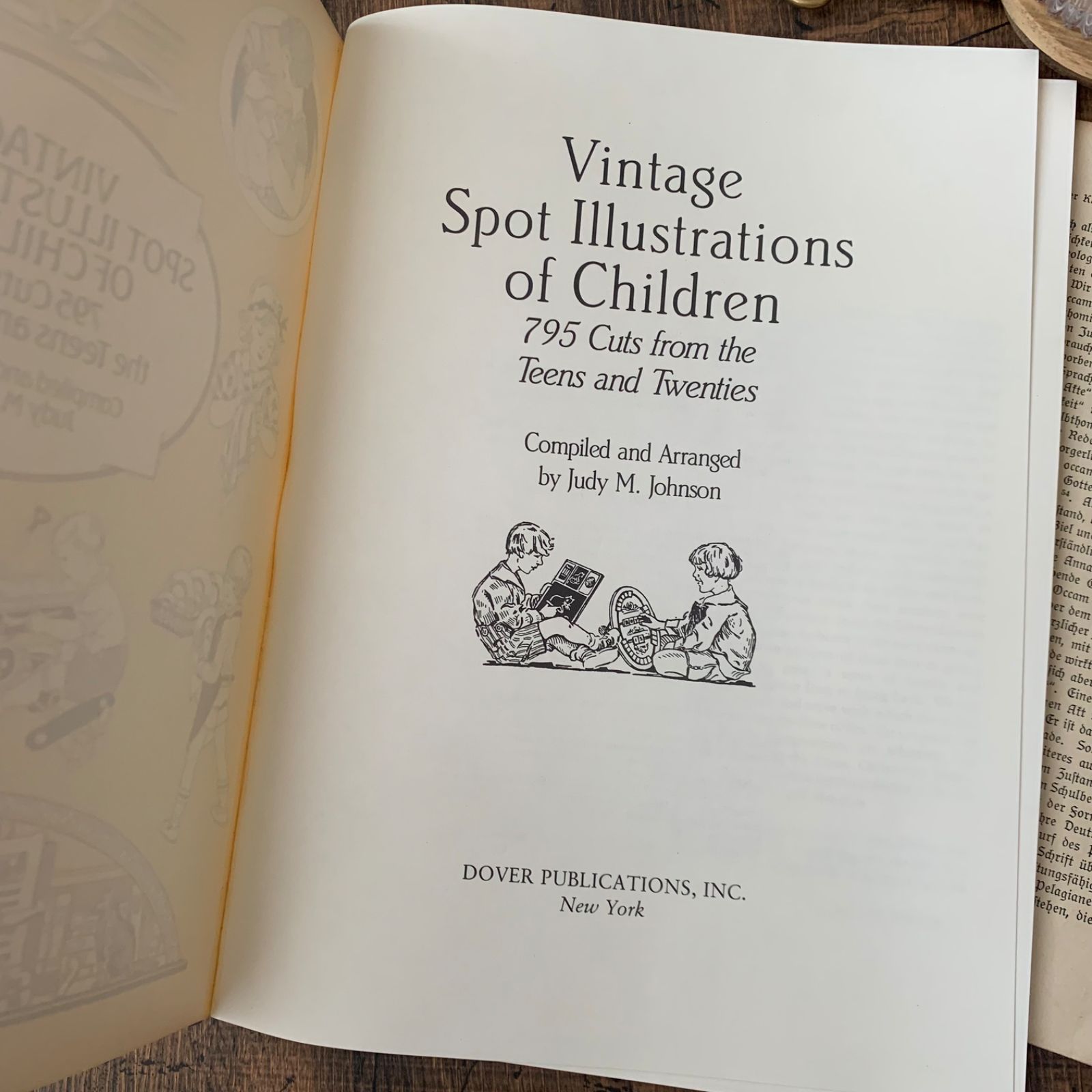 ヴィンテージ 洋書 ヴィクトリアン調 イラスト・挿絵 Vintage Spot
