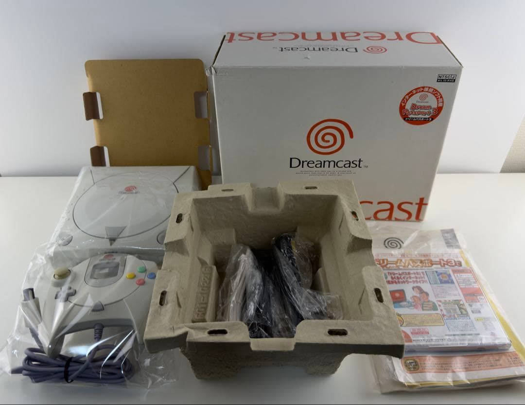 動作品　セガドリームキャスト本体HKT-3000セット 美品 ドリームキャスト 本体 HKT 3000 Dream cast 動作品 SEGA セガ DC