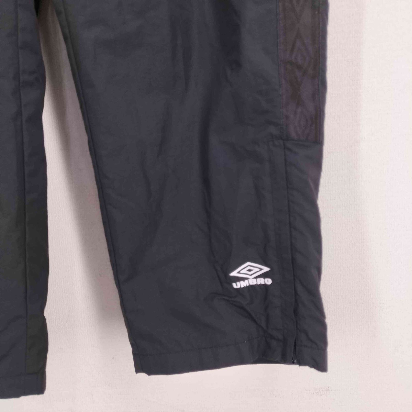 アンブロ UMBRO 19SO ロゴ刺繍 ナイロンセットアップ メンズ XL - メルカリ