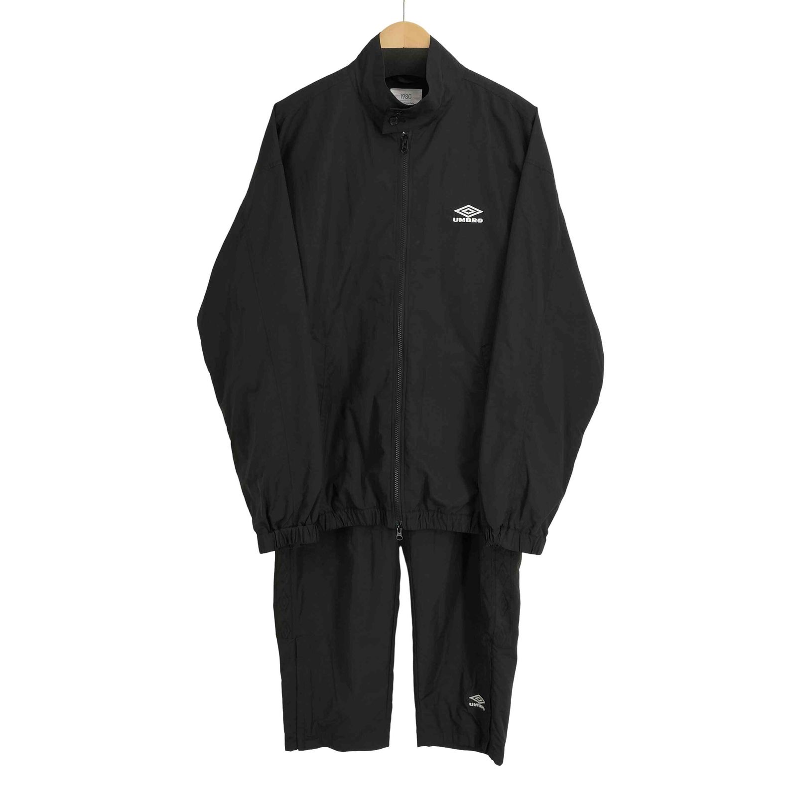 アンブロ UMBRO 19SO ロゴ刺繍 ナイロンセットアップ メンズ XL 31,239円