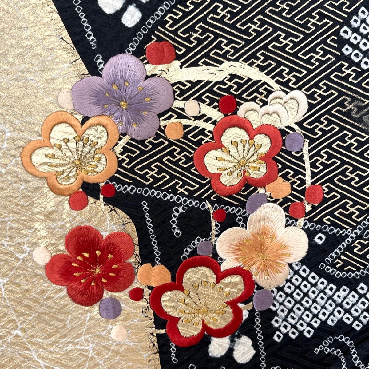 未使用品 逸品 豪華刺繍 金彩 正絹 振袖 K1395 - メルカリ