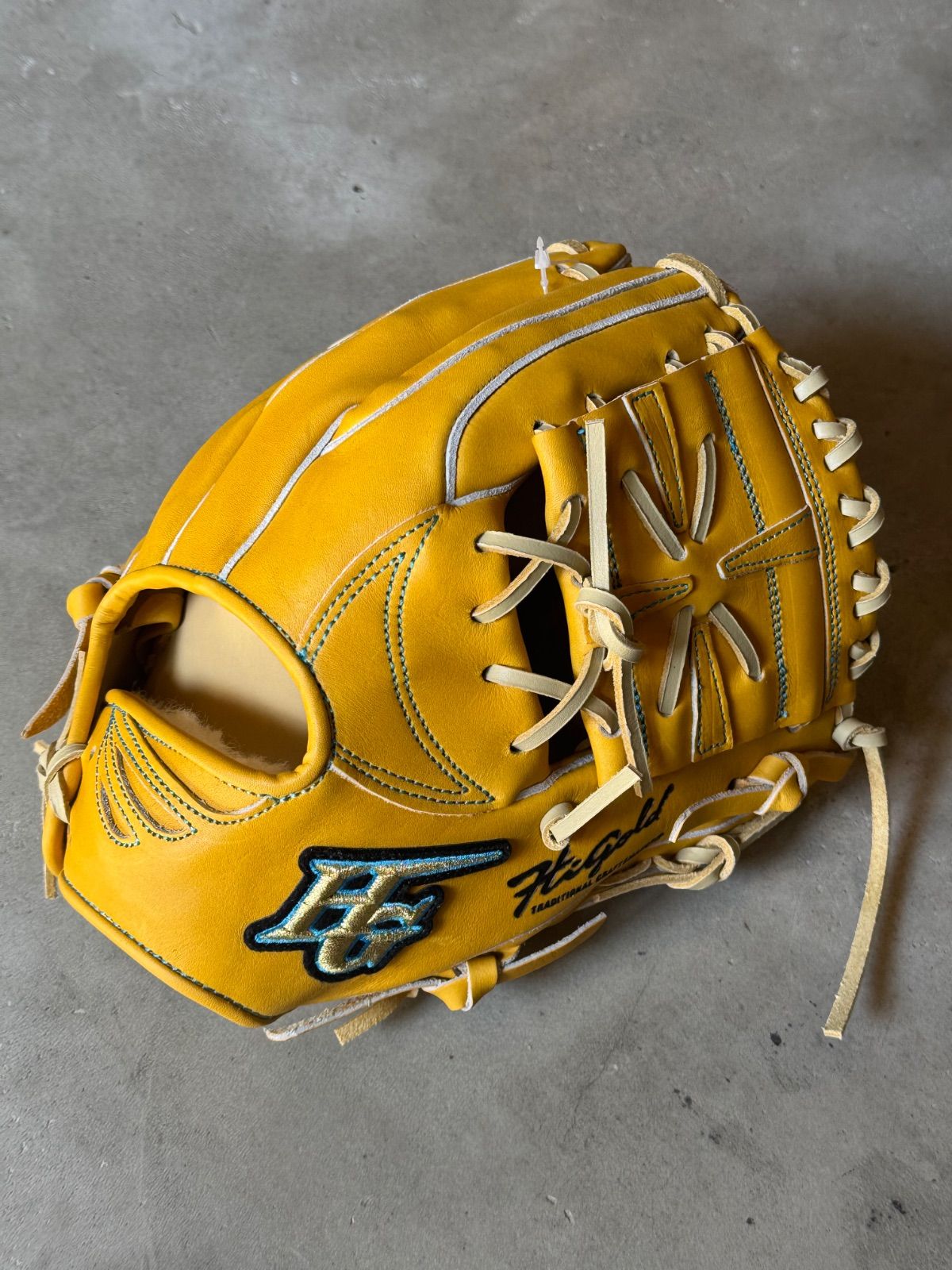真極シリーズ Limited model【Hi-GOLD】硬式用グローブ　遊撃手・二塁手用　ライトタン