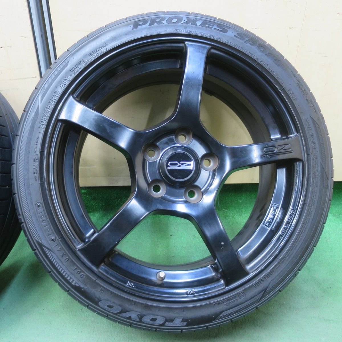 みつ 4本価格☆MINI ミニ クーパー 等 O・Z X-LINE Torino 205/45R17