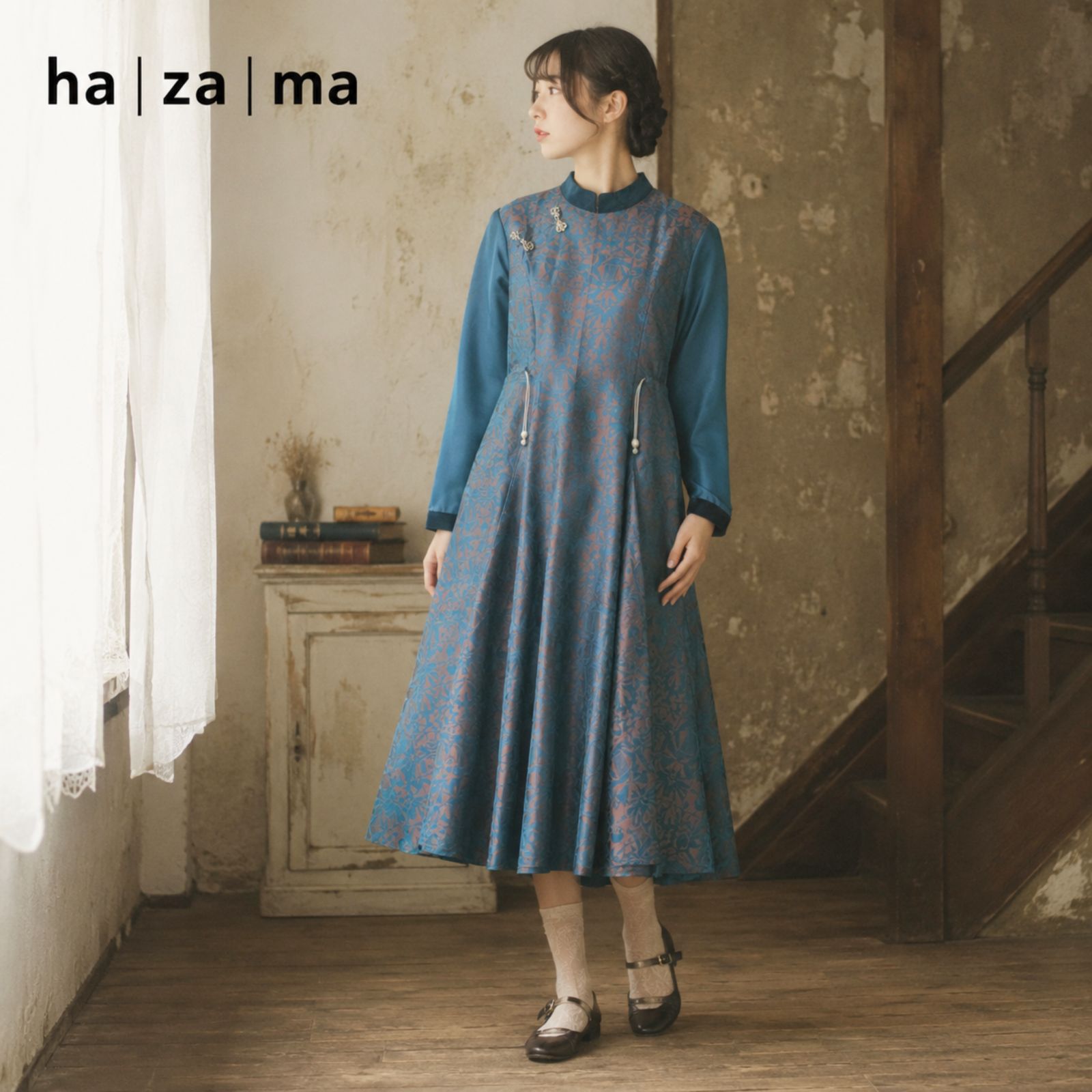 hazama ハザマ 21SS 虚空を紡ぎ、織り成す物語のワンピース ブルー
