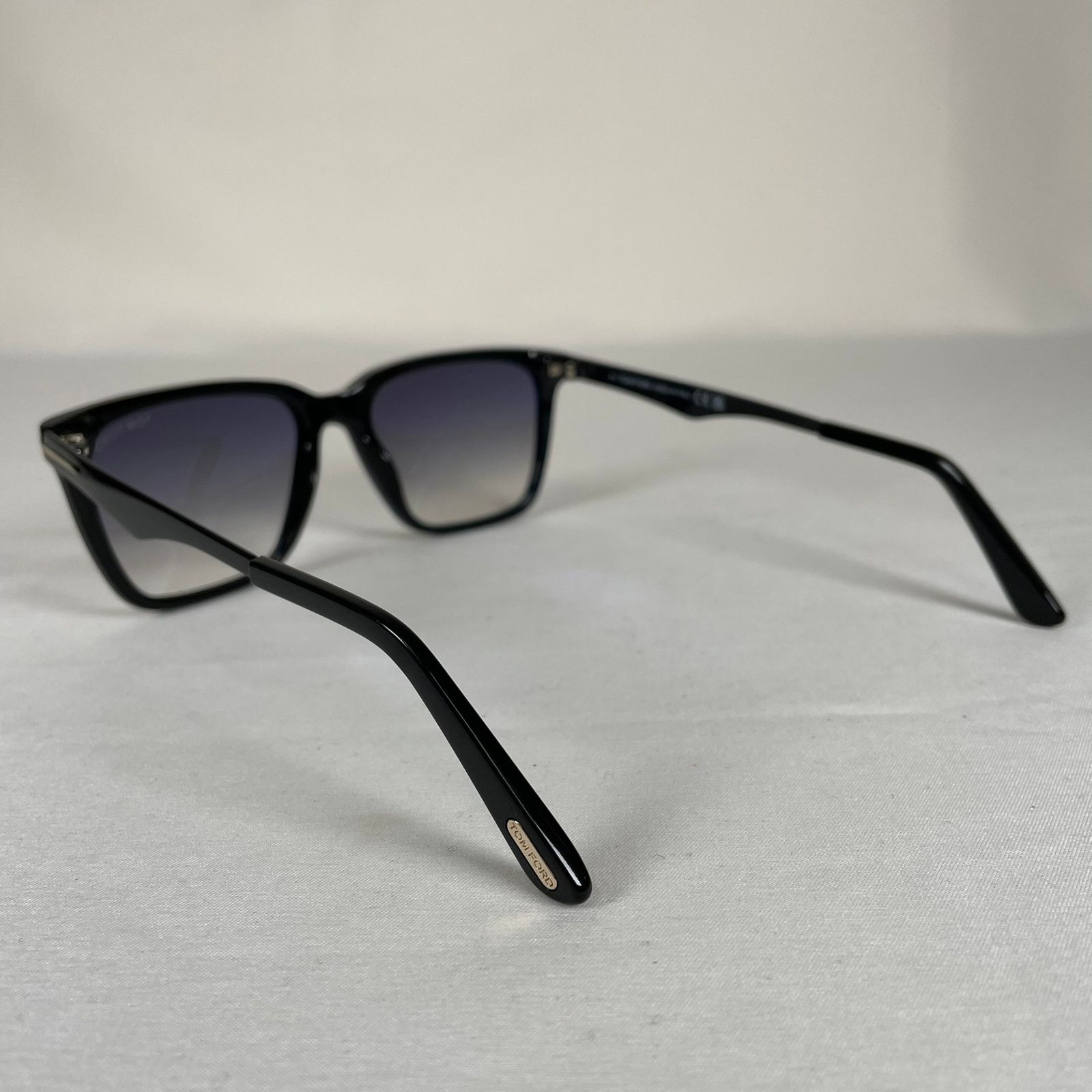 TOM FORD トムフォード サングラス ギャレット TF862 - メルカリ