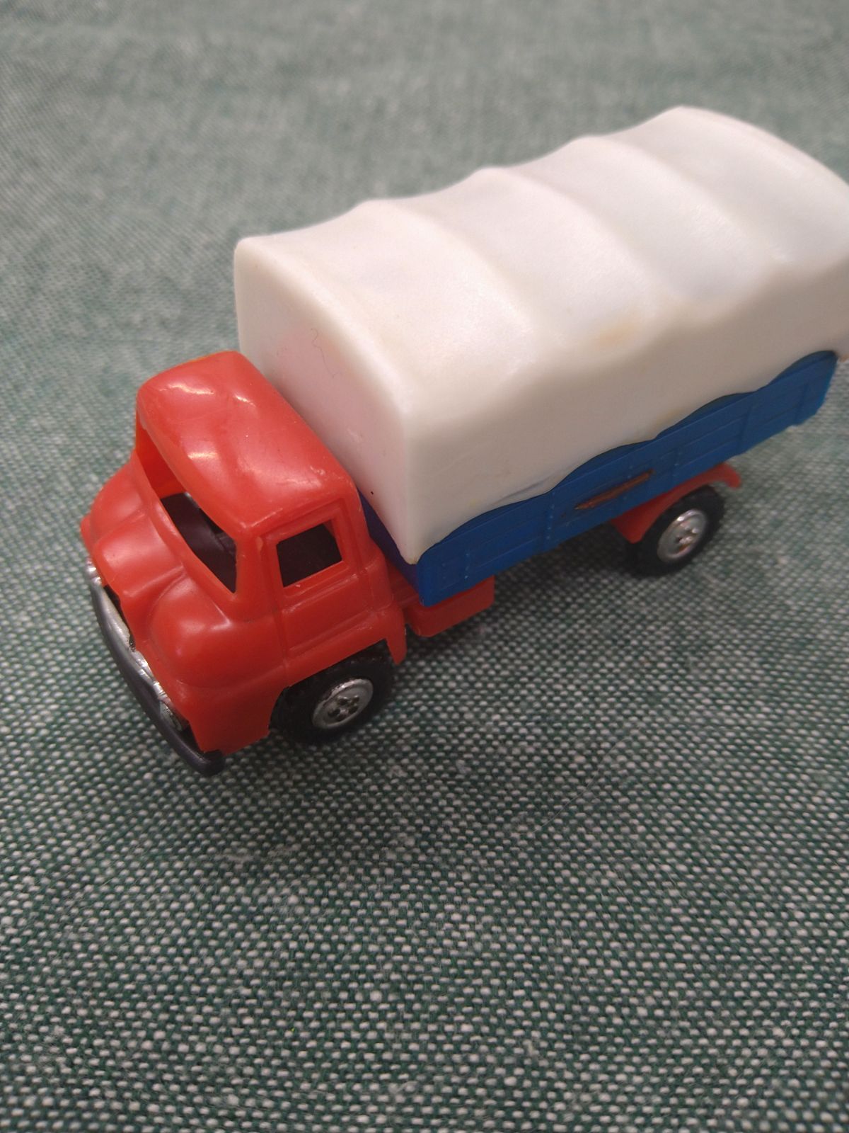 レトロ　トラック　ミニカー　８台セット