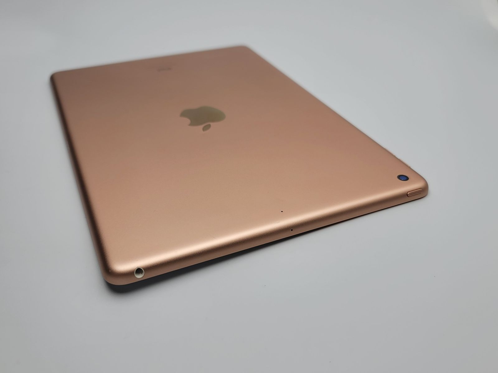 iPad 第8世代 Wi-Fi 32GB ゴールド Wonderprice | Refurbished - Apple 10.2