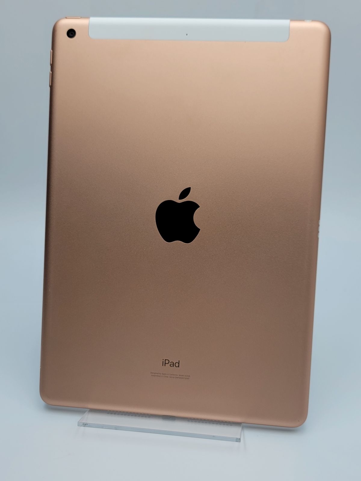 【中古B】iPad 第8世代 32GB ゴールド wifi+Cellular バッテリー【91%】 SIMフリー 白ロム