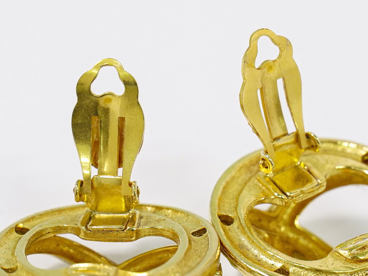 本物 シャネル CHANEL ココマーク イヤリング GP ゴールド メッキ Coco Mark アクセサリー ジュエリー 中古・ 本物 シャネル CHANEL ココマーク イヤリング GP ゴールド メッキ Coco Mark アクセサリー ジュエリー 中古・