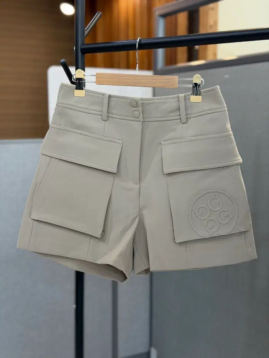レディース ゴルフ ハーフパンツ M 現物
