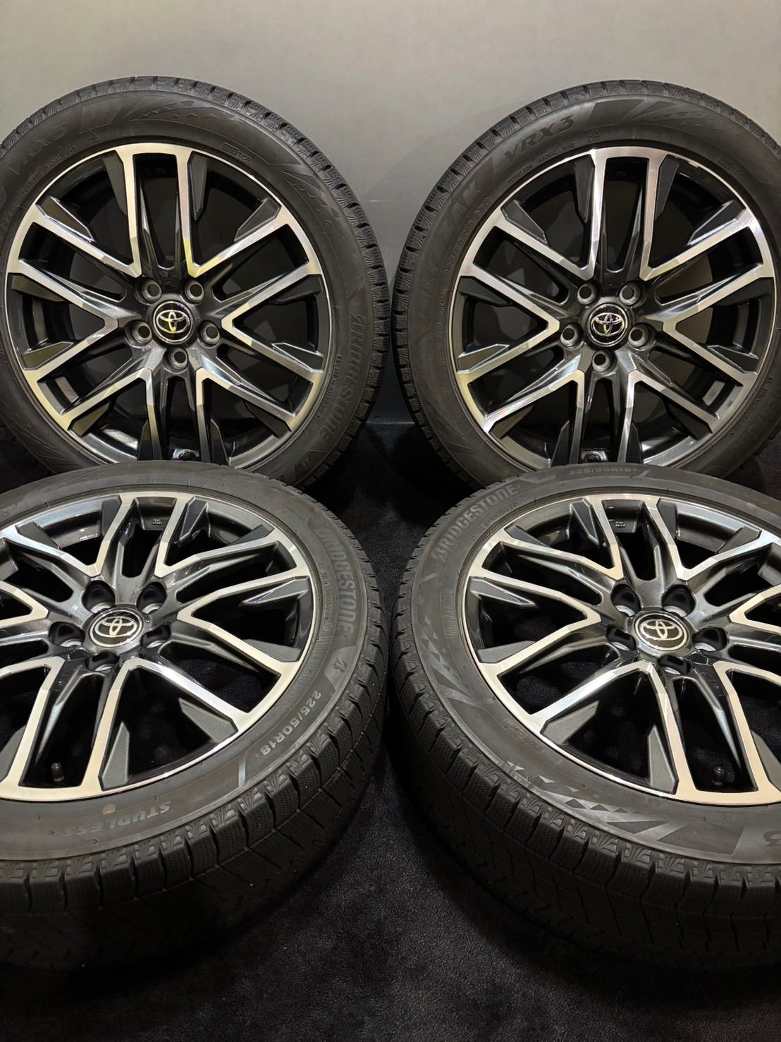 ★225/50R18 BRIDGESTONE/VRX3 22年製 トヨタ カローラクロス Zグレード 後期 純正 18インチ 7J +40 114.3 5H スタッドレス 4本 (南4-M116)