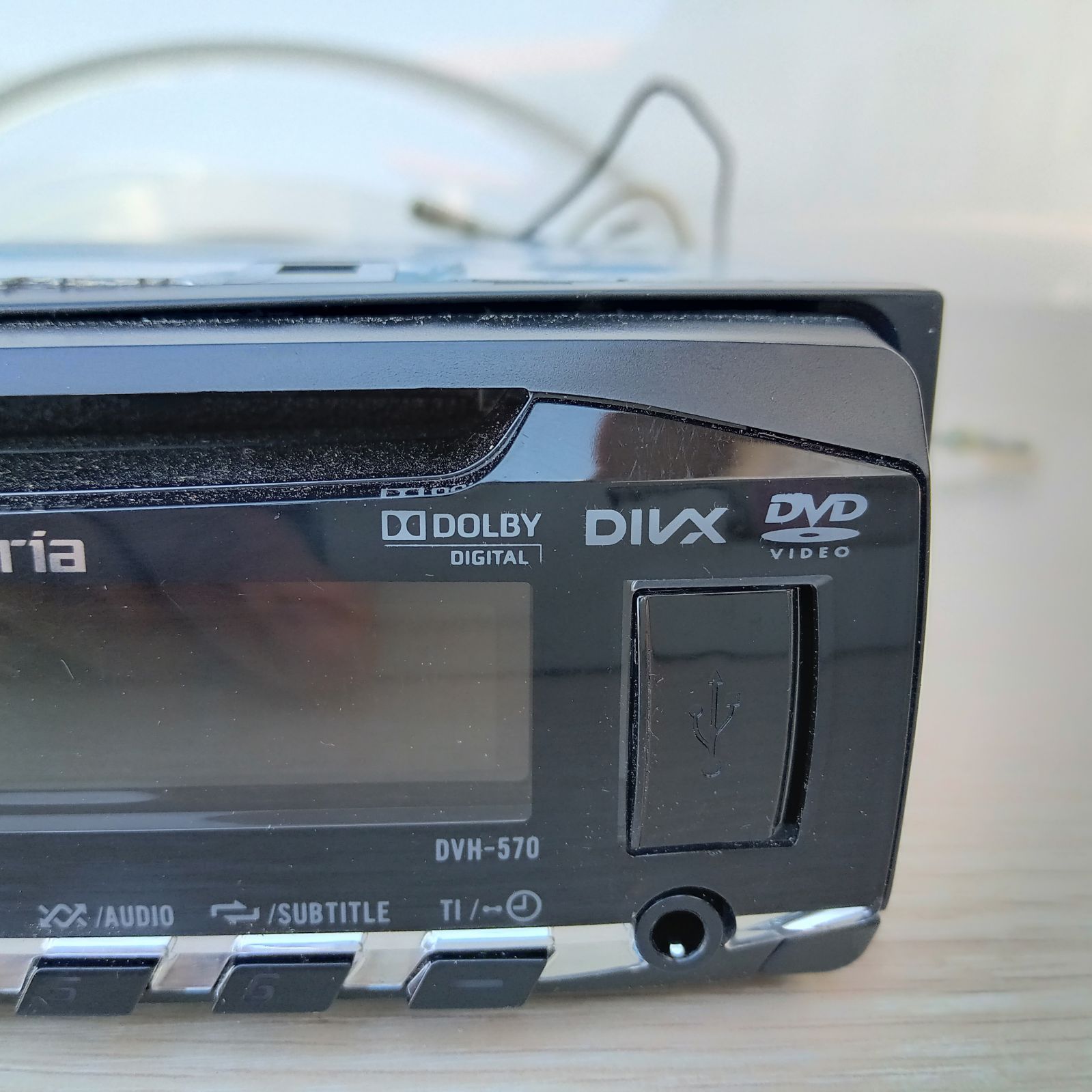 パイオニア カロッツェリア DVH-570 - メルカリ