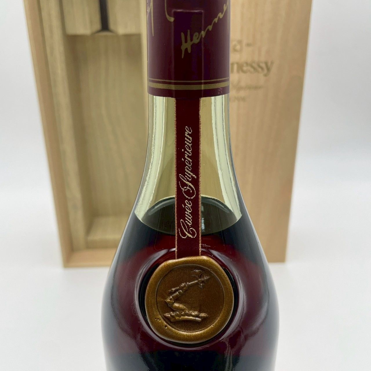 Hennessy Cuvee Superieure ヘネシー キュヴェ スペリオール 赤ラベル