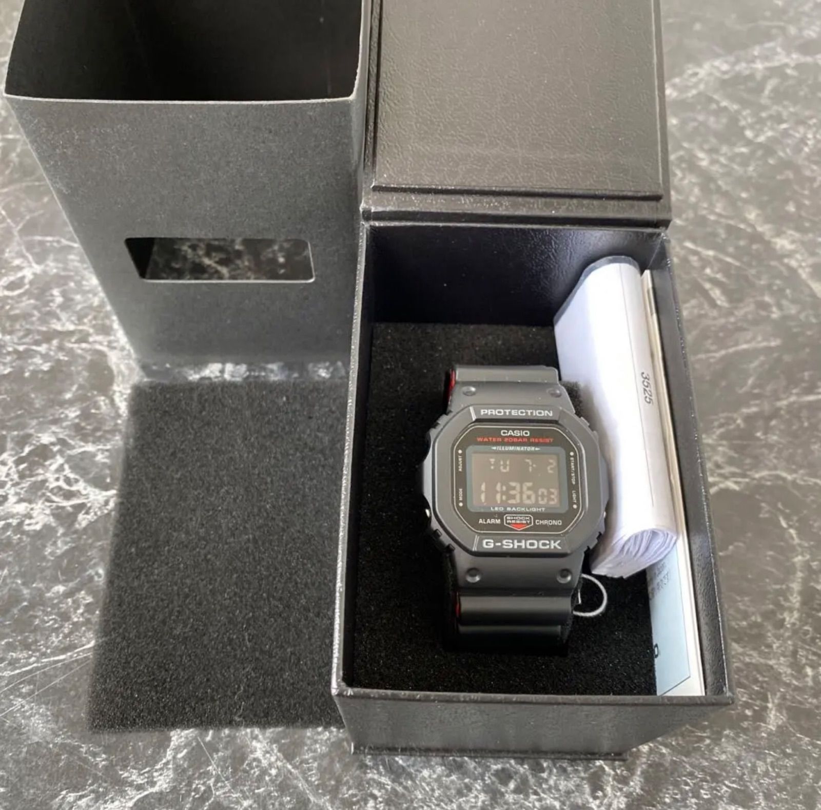 Gショック CASIO カシオ DW-5600UHR-1JF - メルカリ
